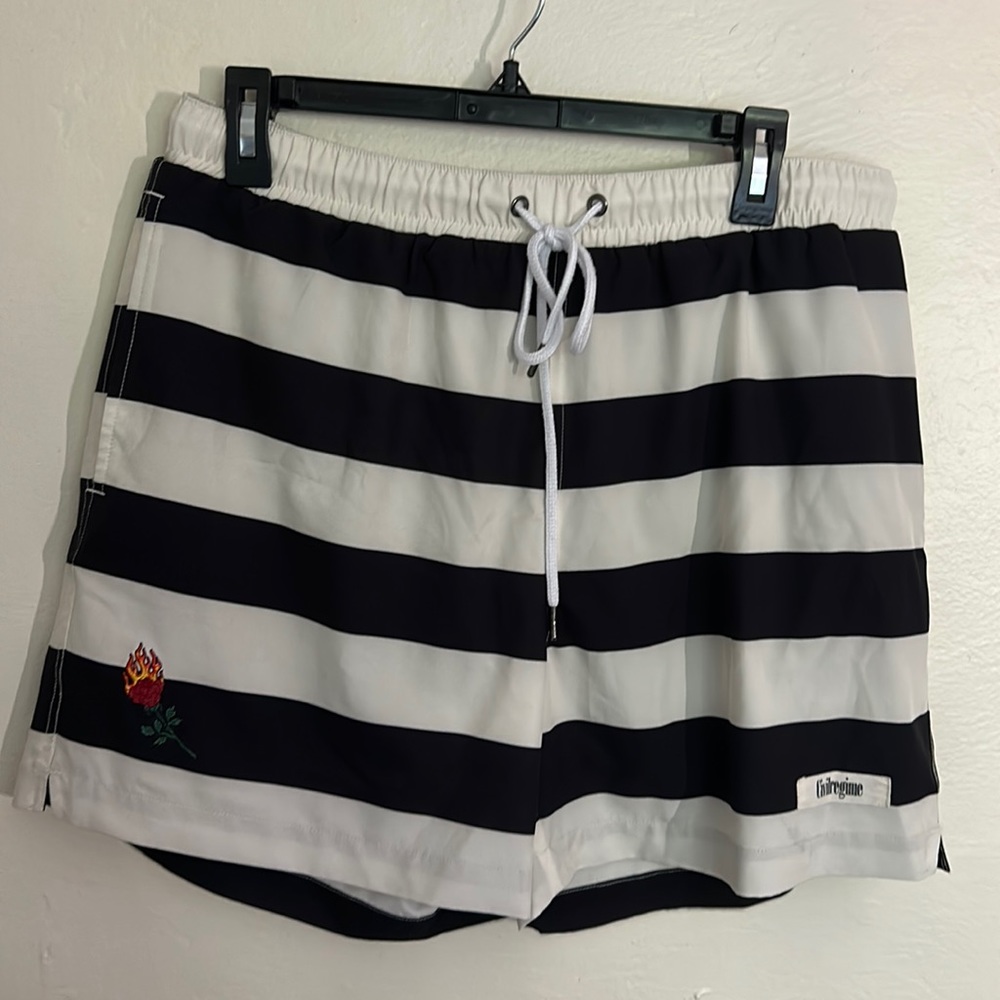 32/34 civil regime swim trunks